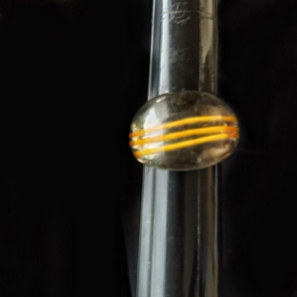 Vintage Murano glass clear dome ring with Yellow stripe new old stock size 7 - Picture 4 of 4